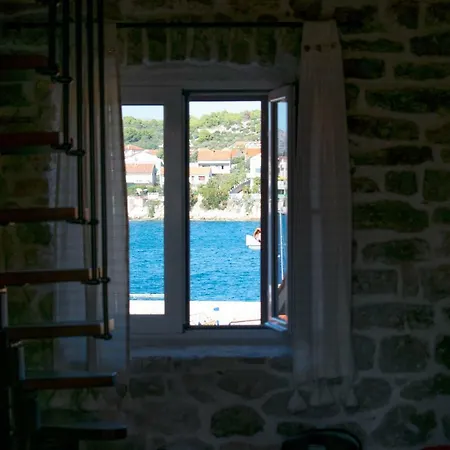 Apartment Otok Krapanj